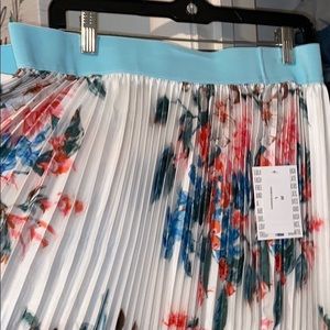 Lularoe “Jill” skirt